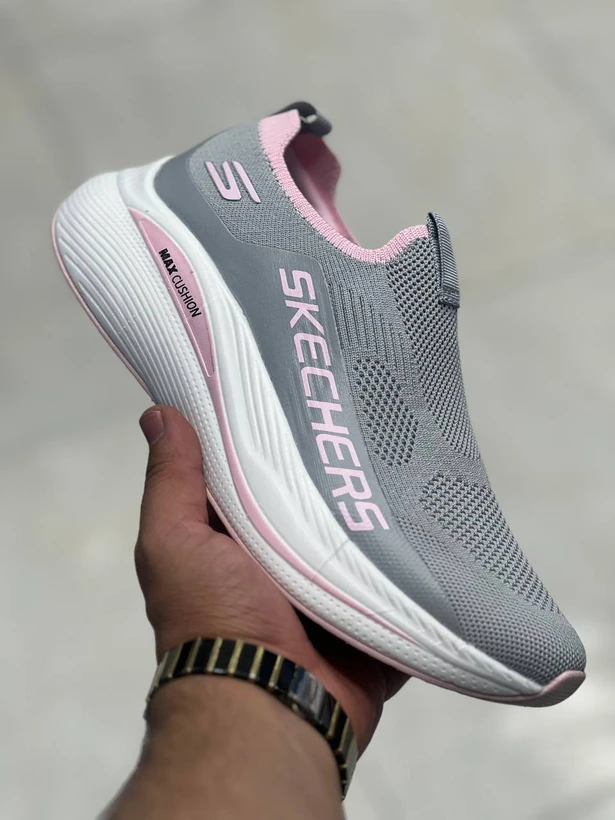کفش طبی اسکیچرز ویتنامی وارداتی/سایز 37 الی 40/Skechers Go Walk Max Cushioning/ فروش عمده و تک