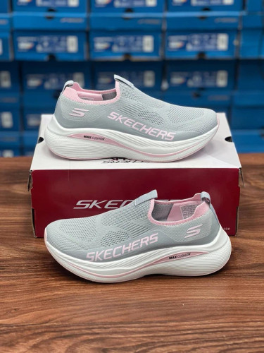 کفش طبی اسکیچرز ویتنامی وارداتی/سایز 37 الی 40/Skechers Go Walk Max Cushioning/ فروش عمده و تک