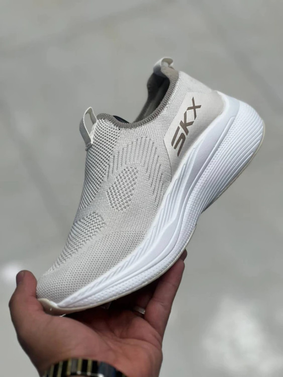 کفش طبی اسکیچرز ویتنامی وارداتی/سایز 37 الی 40/Skechers Go Walk Max Cushioning/ فروش عمده و تک