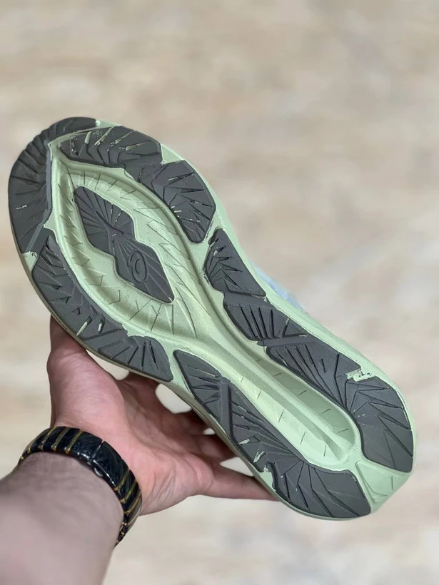 کتونی اسیکس نوا بلاست 4 ویتنامی وارداتی/سایز 40 الی 45/Asics Nova Blast 4/فروش عمده و تک
