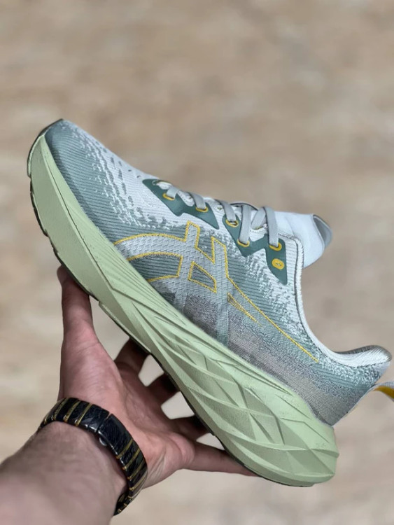 کتونی اسیکس نوا بلاست 4 ویتنامی وارداتی/سایز 40 الی 45/Asics Nova Blast 4/فروش عمده و تک