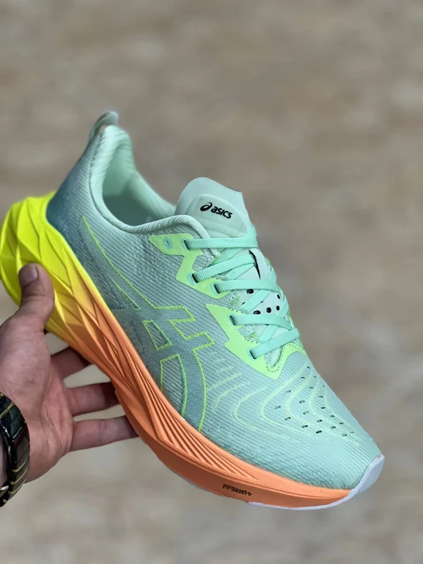 کتونی اسیکس نوا بلاست 4 ویتنامی وارداتی/سایز 40 الی 45/Asics Nova Blast 4/فروش عمده و تک