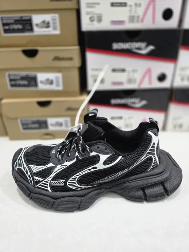 کتونی بالنسیاگا تری ایکس ال ویتنامی وارداتی/سایز 40 الی 45/Balenciaga 3XL/فروش عمده و تک