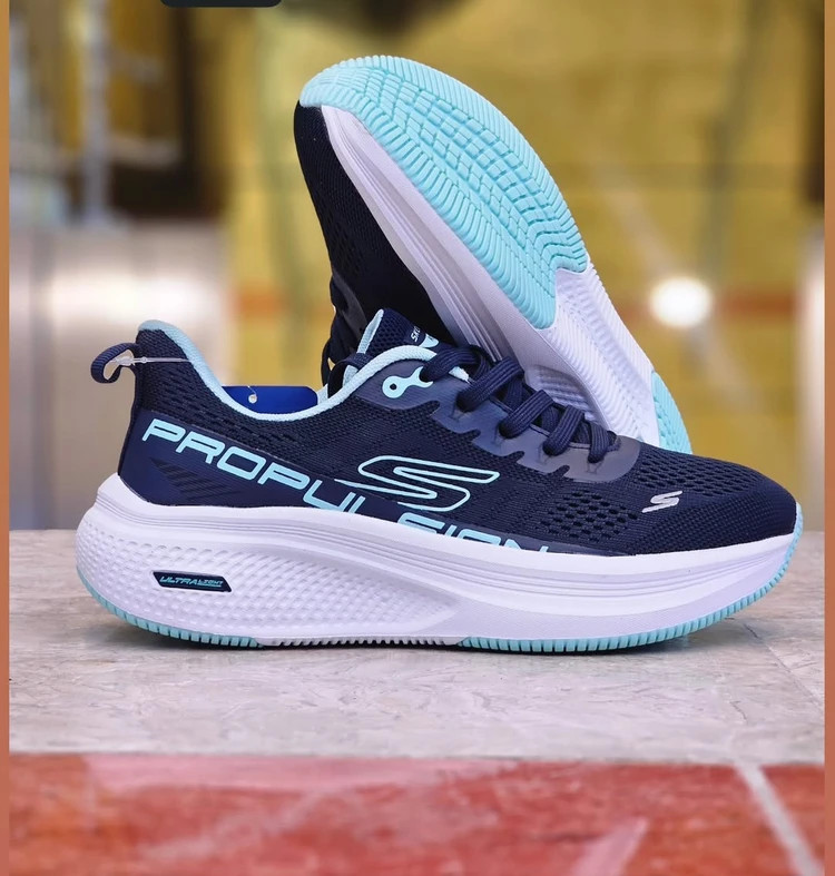 کفش طبی و ضدآب اسکیچرز ویتنامی وارداتی/سایز 37 الی 40/Skechers Max Cushioning Terminus/فروش عمده و تک کپی