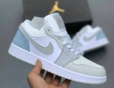 کتونی ویتنامی نایک ایر جردن 1/سایز 38 الی 45/Nike Air Jordan 1/ فروش عمده و تک
