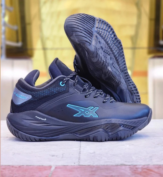 کتونی اسیکس نوا سورج ویتنامی وارداتی مخصوص والیبال، بسکتبال و.../سایز 40 الی 45/Asics Nova Surge Low/فروش عمده و تک