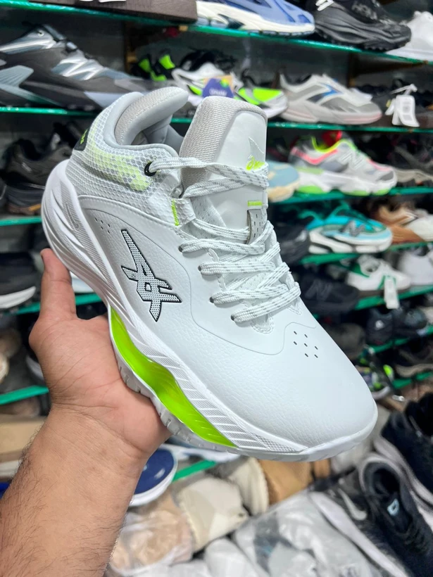 کتونی اسیکس نوا سورج ویتنامی وارداتی مخصوص والیبال، بسکتبال و.../سایز 40 الی 45/Asics Nova Surge Low/فروش عمده و تک
