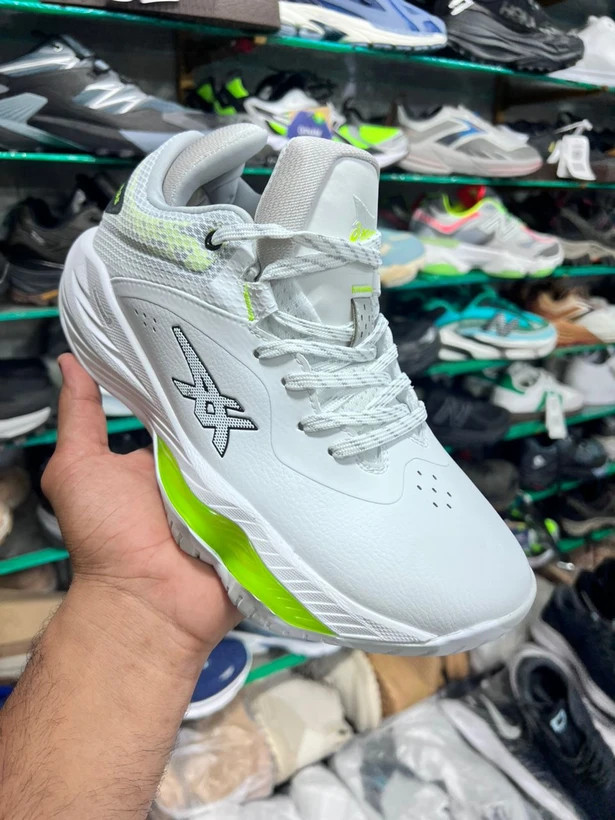 کتونی اسیکس نوا سورج ویتنامی وارداتی مخصوص والیبال، بسکتبال و.../سایز 40 الی 45/Asics Nova Surge Low/فروش عمده و تک
