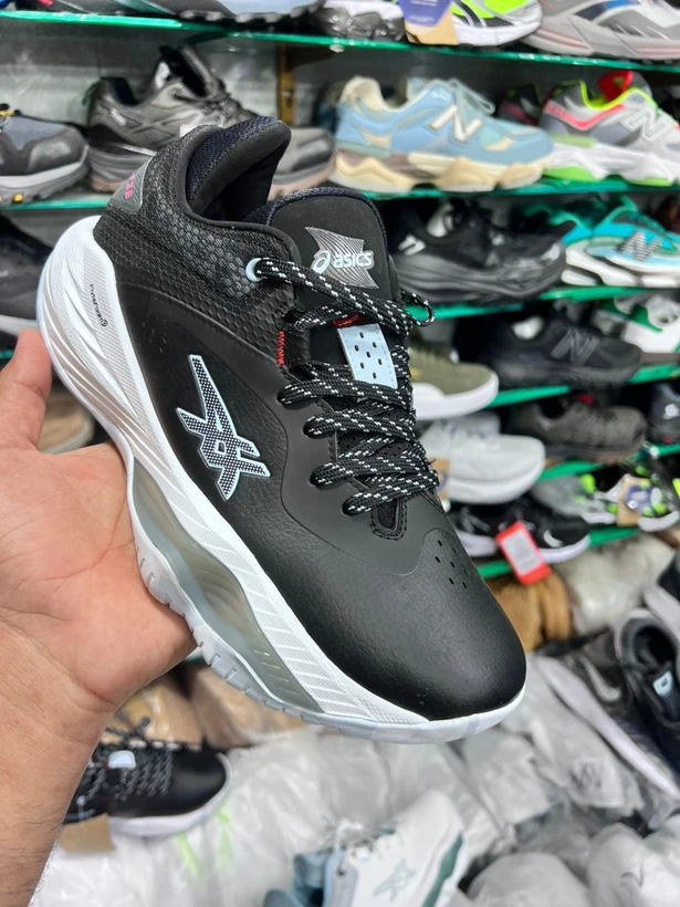 کتونی اسیکس نوا سورج ویتنامی وارداتی مخصوص والیبال، بسکتبال و.../سایز 40 الی 45/Asics Nova Surge Low/فروش عمده و تک