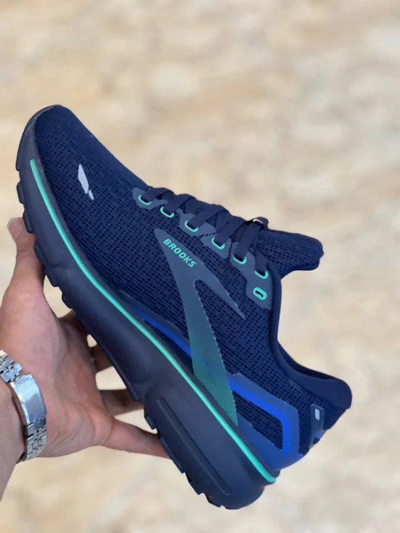 کتونی بروکس گاست 15 ویتنامی وارداتی/Brooks Ghost 15/سایز 40 الی 45/فروش عمده و تک