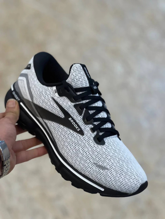 کتونی بروکس گاست 15 ویتنامی وارداتی/Brooks Ghost 15/سایز 40 الی 45/فروش عمده و تک