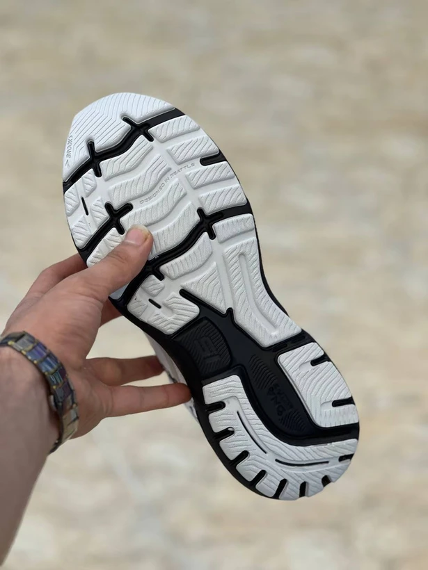 کتونی بروکس گاست 15 ویتنامی وارداتی/Brooks Ghost 15/سایز 40 الی 45/فروش عمده و تک