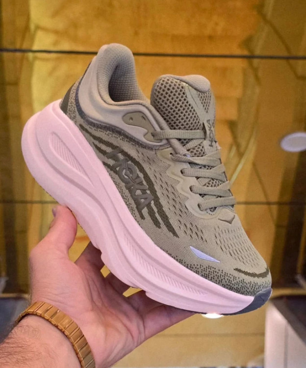 کتونی رانینگ هوکا باندی 9 ویتنامی وارداتی/سایز 40 تا 45/Hoka Bondi 9/فروش عمده و تک