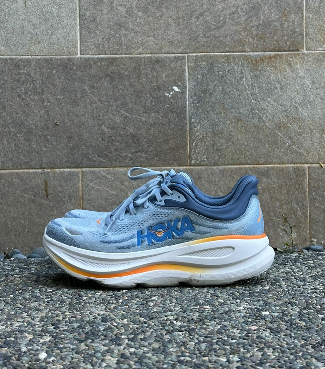 کتونی رانینگ هوکا باندی 9 ویتنامی وارداتی/سایز 36 تا 45/Hoka Bondi 9/فروش عمده و تک