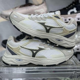 کتونی میزانو ریسر اس ویتنامی وارداتی/Mizuno Racer S/سایز 40 الی 45/ فروش عمده و تک