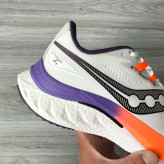 کتونی ساکونی اندورفین اسپید ۴ ویتنامی وارداتی/سایز 40 الی 45/Saucony Endorphin Speed 4/ فروش عمده و تک