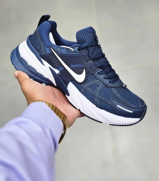 کتونی نایک وی تو کی ویتنامی وارداتی/سایز 40 الی 45/ست زنانه و مردانه/Nike V2k Run/ فروش عمده و تک