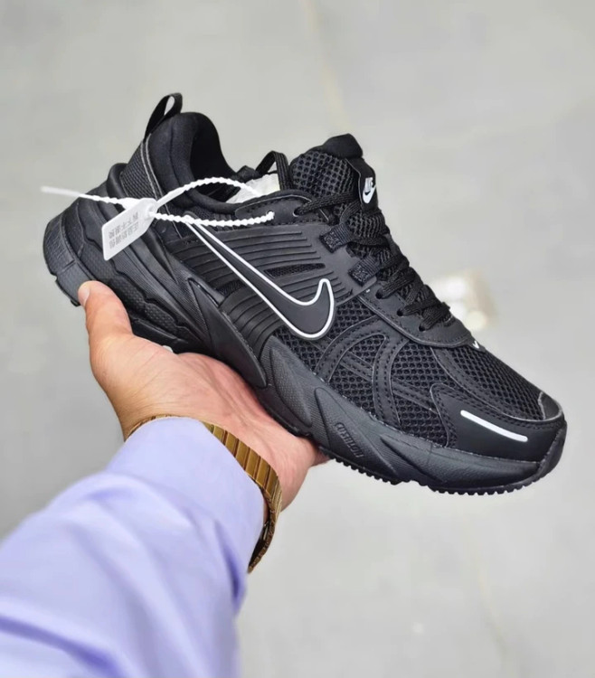 کتونی نایک وی تو کی ویتنامی وارداتی/سایز 40 الی 45/ست زنانه و مردانه/Nike V2k Run/ فروش عمده و تک