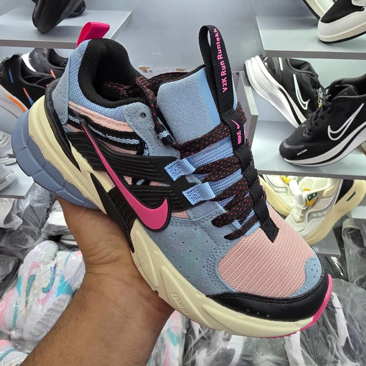 کتونی نایک وی تو کی ویتنامی وارداتی/سایز 37 الی 40/Nike V2k Run/ فروش عمده و تک