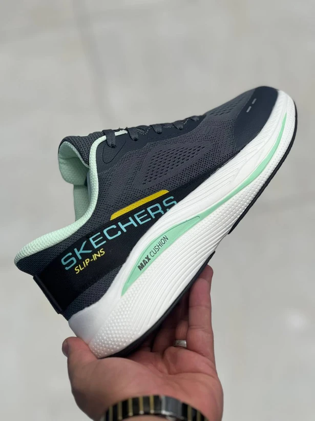 کتونی اسکیچرز ویتنامی وارداتی/سایز 37 تا 40/Skechers Slip-ins Max Cushioning/فروش عمده و تککتونی اسکیچرز ویتنامی وارداتی/سایز 37 تا 40/Skechers Slip-ins Max Cushioning/فروش عمده و تک
