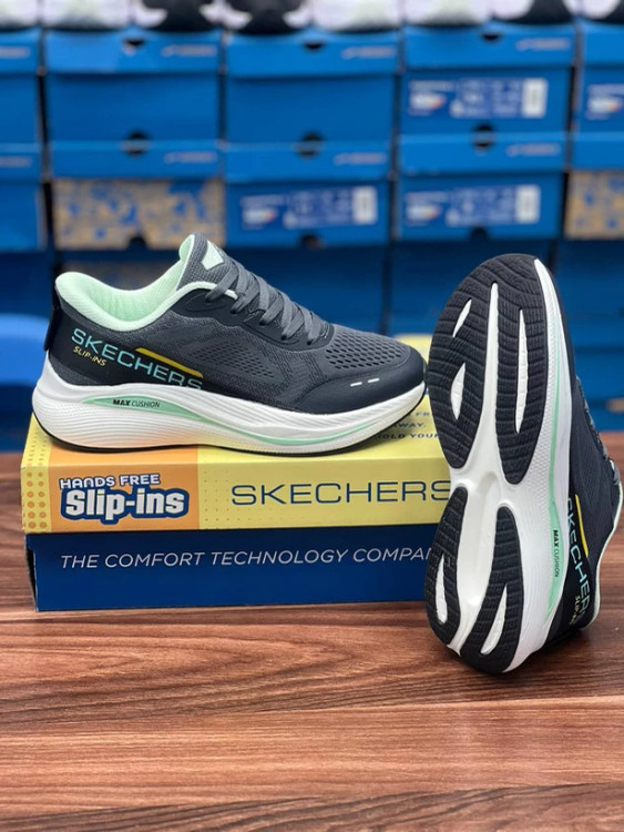 کتونی اسکیچرز ویتنامی وارداتی/سایز 37 تا 40/Skechers Slip-ins Max Cushioning/فروش عمده و تک