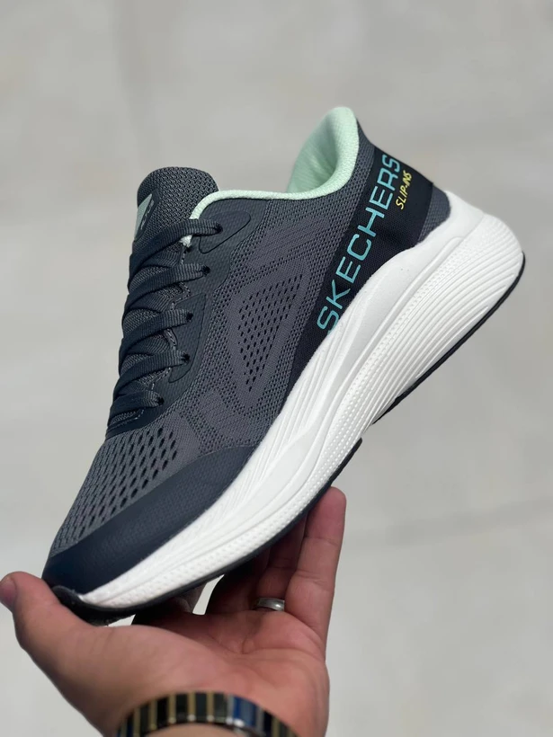 کتونی اسکیچرز ویتنامی وارداتی/سایز 37 تا 40/Skechers Slip-ins Max Cushioning/فروش عمده و تک