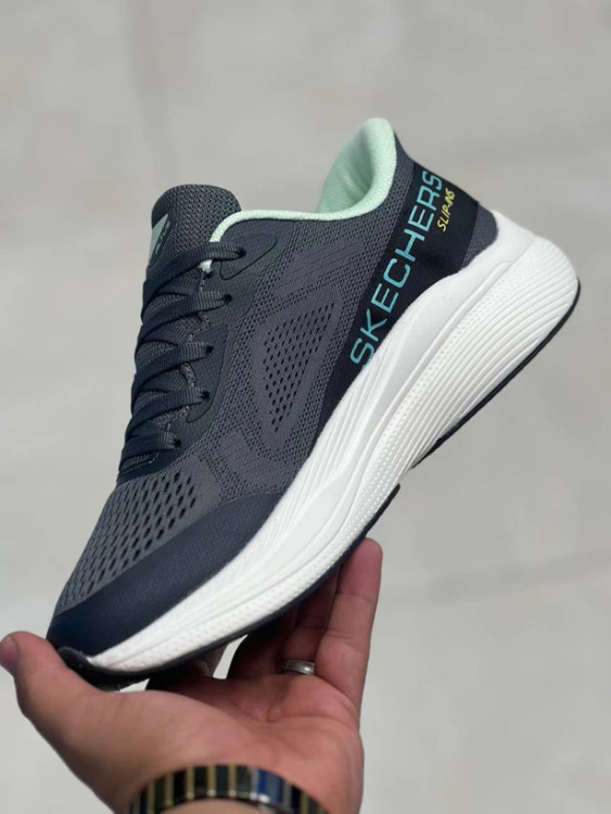 کتونی اسکیچرز ویتنامی وارداتی/سایز 37 تا 40/Skechers Slip-ins Max Cushioning/فروش عمده و تک
