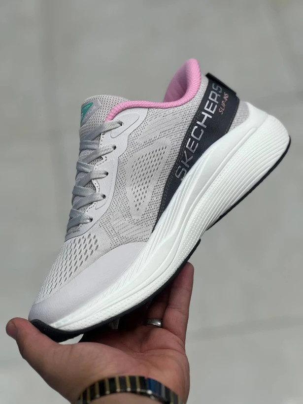کتونی اسکیچرز ویتنامی وارداتی/سایز 37 تا 40/Skechers Slip-ins Max Cushioning/فروش عمده و تک