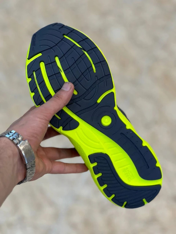 کتونی بروکس گلیسرین 20 ویتنامی وارداتی/Brooks Glycerin GTS 20/سایز 40 تا 45/فروش عمده و تک