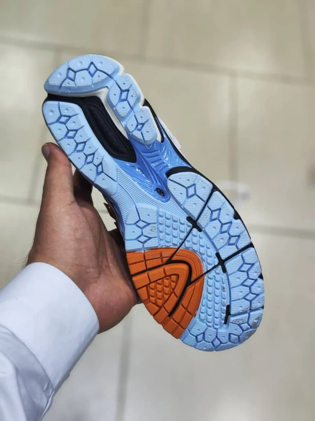 کتونی نیوبالانس 860 تور درشت ویتنامی لیبل امریکا/Newbalance 860v3 Made in USA/سایز 40 تا 45/فروش عمده و تک