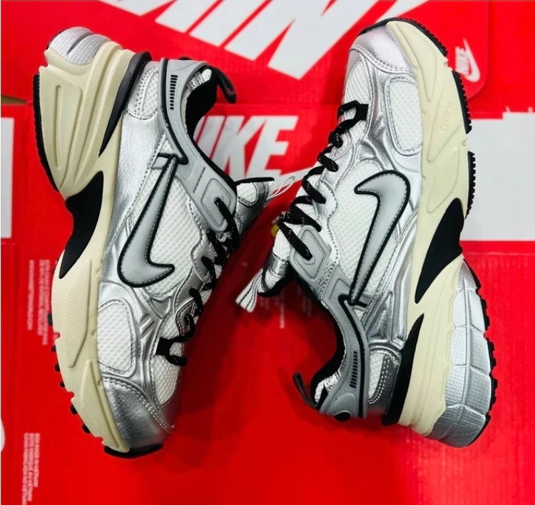 کتونی نایک وی تو کی ویتنامی وارداتی/سایز 38 الی 45/ست زنانه و مردانه/Nike V2k Run/ فروش عمده و تک