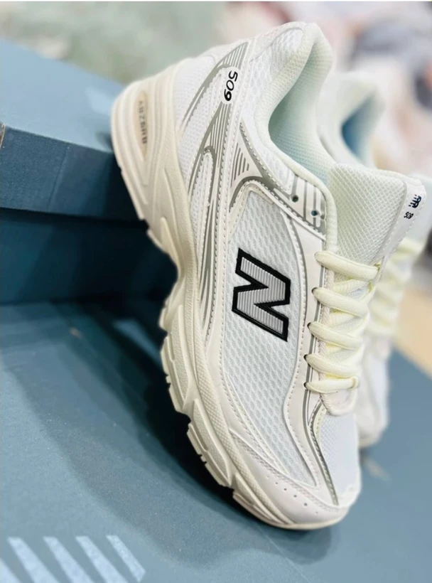 کتونی نیوبالانس 509 ویتنامی وارداتی/Newbalance 509/سایز 38 الی 45/فروش عمده و تک