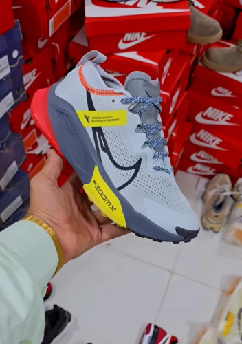 کتونی نایک زوم رانینگ ویتنامی وارداتی/Nike Zoom/سایز 40 تا 45/فروش عمده و تک