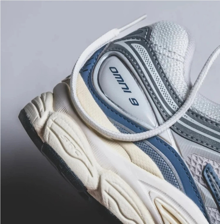 کتونی ساکونی تور درشت ویتنامی وارداتی/سایز 40 الی 45/Saucony Omni 9/ فروش عمده و تک
