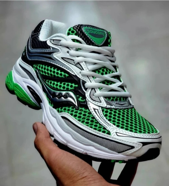کتونی ساکونی تور درشت ویتنامی وارداتی/سایز 40 الی 45/Saucony Omni 9/ فروش عمده و تک