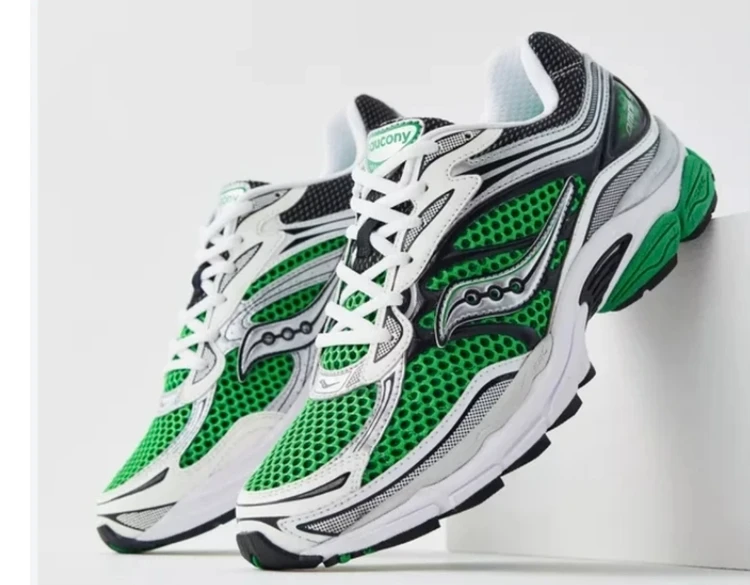 کتونی ساکونی تور درشت ویتنامی وارداتی/سایز 40 الی 45/Saucony Omni 9/ فروش عمده و تک
