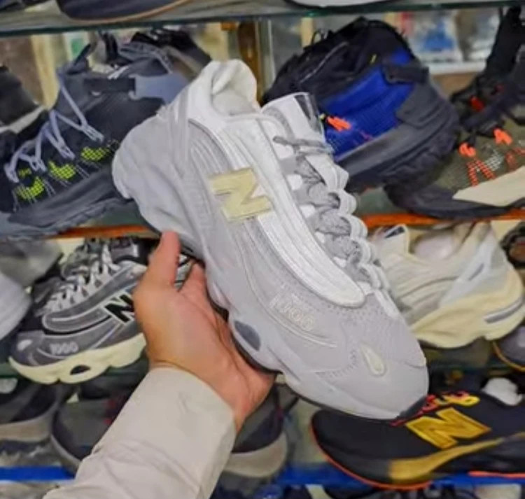 کتونی نیوبالانس 1000 ویتنامی وارداتی/Newbalance 1000/سایز40 الی 45/فروش عمده و تک