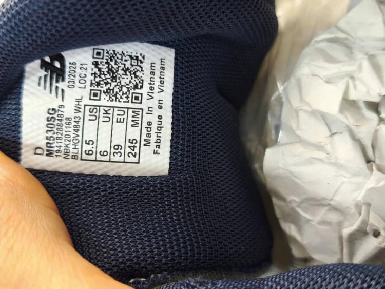 کتونی نیوبالانس 530v3 با زیره بالانسیاگا ویتنامی وارداتی/Newbalance 530v3/سایز 37 الی 40/فروش عمده و تک