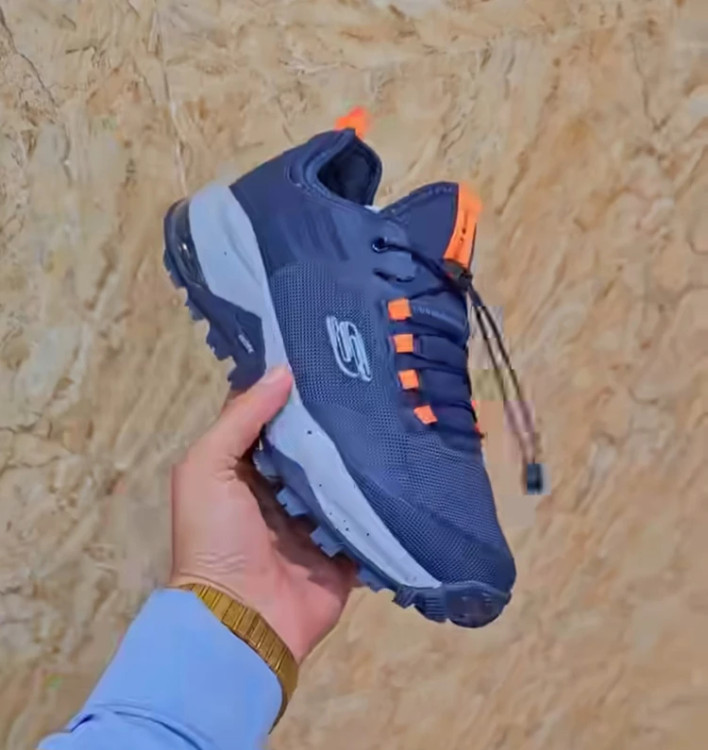 کتونی اسکیچرز آرچ فیت ایرمکس ویتنامی وارداتی/برزنتی ضدآب/سایز 40 الی 45/Skechers Archfit Airmax/ فروش عمده و تک