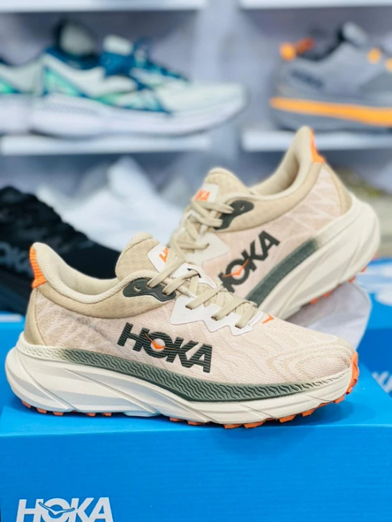 کتونی هوکا چلنجر 7 ویتنامی مسترکوالیتی/Hoka Challenger 7/سایز 40 الی 45/فروش عمده و تک