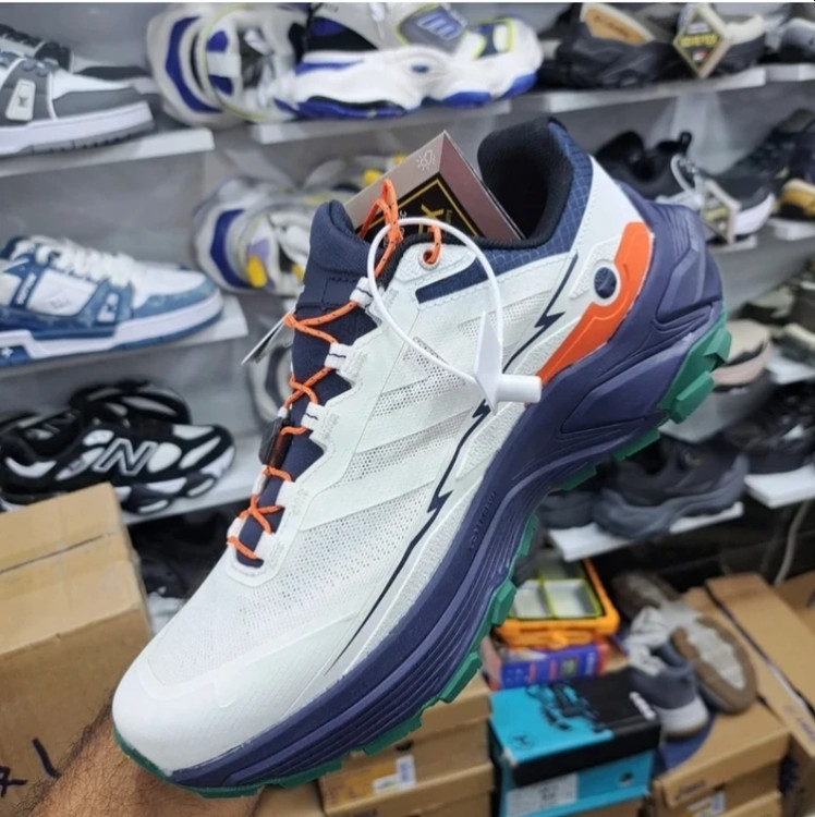 کتونی کلمبیا ویتنامی وارداتی/ بند دیسکی و ضدآب/سایز 40 الی 45/Columbia OutDry/ فروش عمده و تک