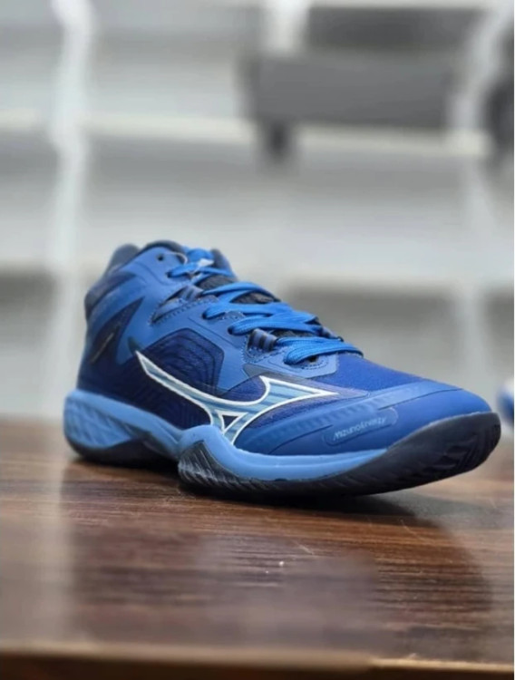 کتونی میزانو مناسب والیبال، بدمینتون، هندبال ویتنامی وارداتی/Mizauno Wave Lithning ZY/سایز 40 الی 45/ فروش عمده و تک