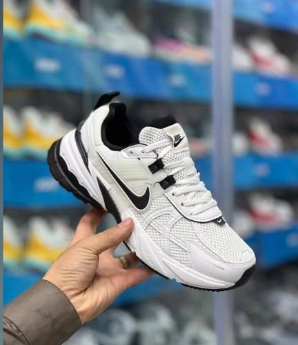 کتونی نایک وی تو کی ویتنامی وارداتی/سایز 38 الی 45/ست زنانه و مردانه/Nike V2k Run/ فروش عمده و تک