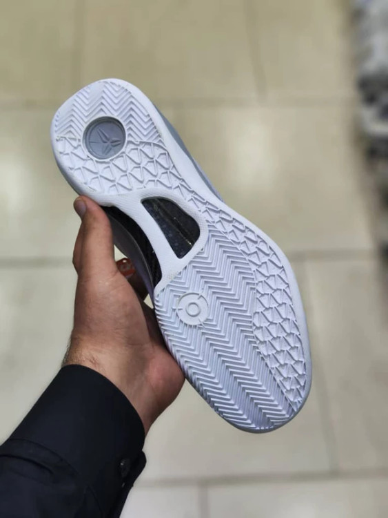 کتونی نایک کوبی پروترو 8 ویتنامی وارداتی/سایز 40 الی 45/مناسب کراسفیت، بسکتبال، والیبال و../Nike Kobe Protro 8/ فروش عمده و تک