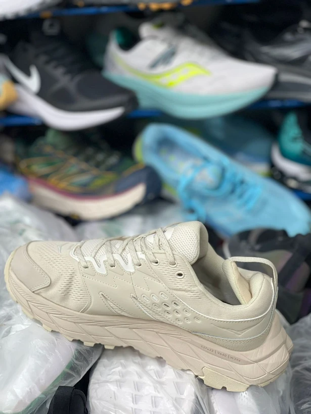 کتونی هوکا ویتنامی وارداتی/Hoka Anacapa Breeze Low/سایز 40 الی 45/فروش عمده و تک