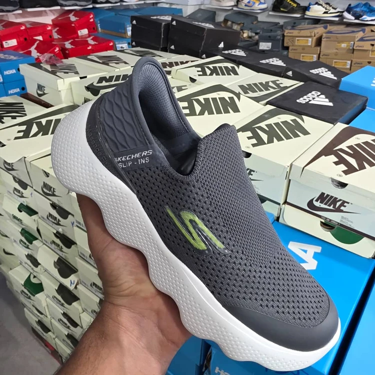 کفش طبی اسکیچرز اسلیپ اومو ویتنامی وارداتی/سایز 40 الی 45/Skechers Slip-ins Uomo/ فروش عمده و تک