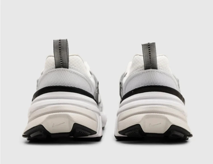 کتونی نایک وی تو کی ویتنامی وارداتی/سایز 38 الی 45/ست زنانه و مردانه/Nike V2k Run/ فروش عمده و تک