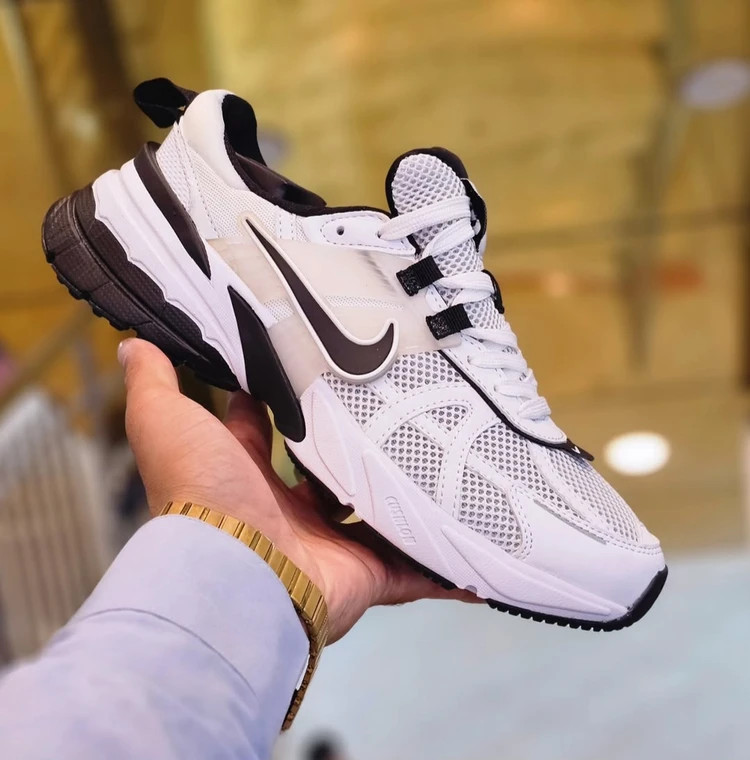 کتونی نایک وی تو کی ویتنامی وارداتی/سایز 37 الی 45/ست زنانه و مردانه/Nike V2k Run/ فروش عمده و تک