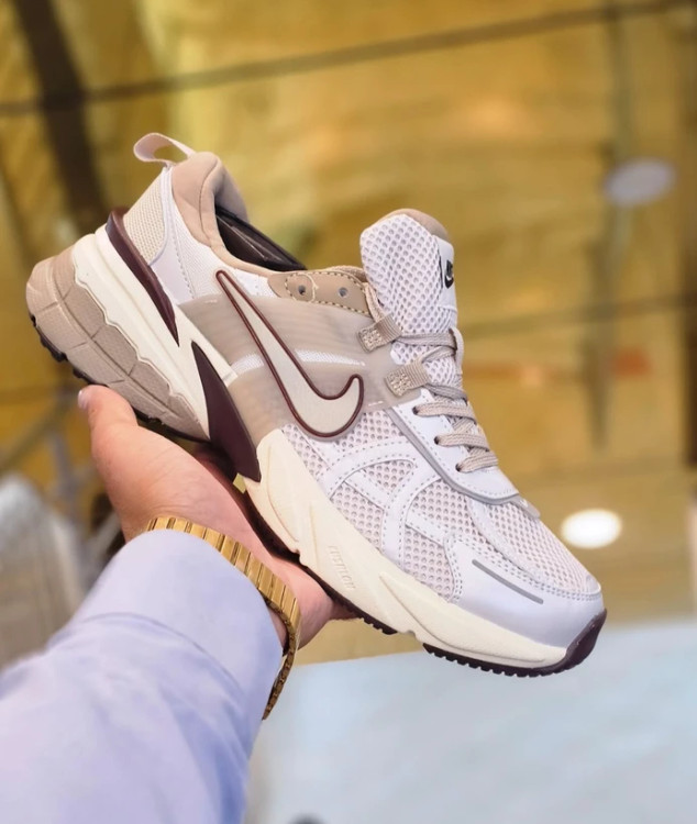 کتونی نایک وی تو کی ویتنامی وارداتی/سایز 37 الی 45/ست زنانه و مردانه/Nike V2k Run/ فروش عمده و تک