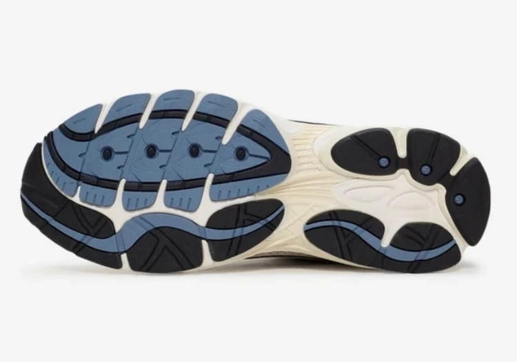 کتونی ساکونی ویتنامی وارداتی/سایز 40 الی 45/Saucony ProGrid Omni 9/ فروش عمده و تک